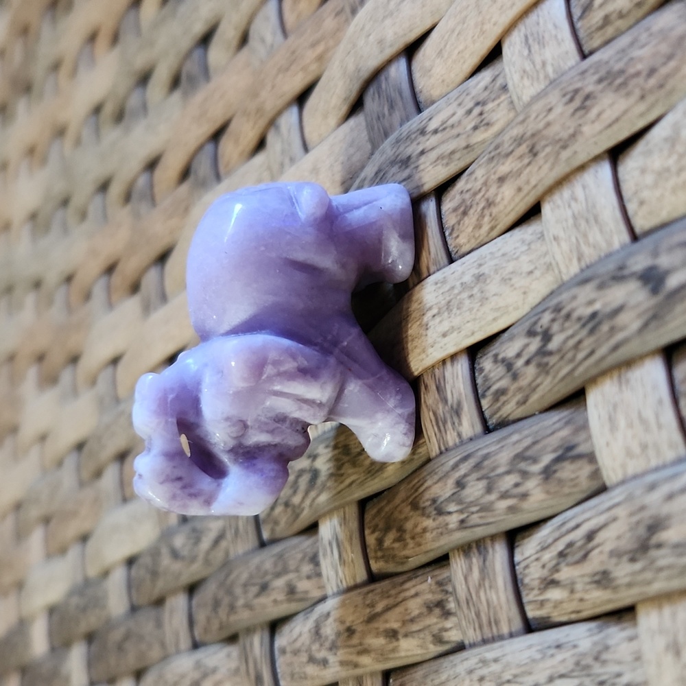 Beautiful Lepidolite Elephant Carving - Picture 2 of 7